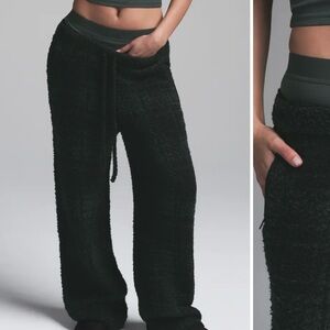 SKIMS Plush Lounge Pants BRAND NEW